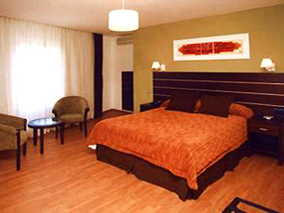 Los Sauces Hotel & Spa Вилья-Карлос-Пас Экстерьер фото